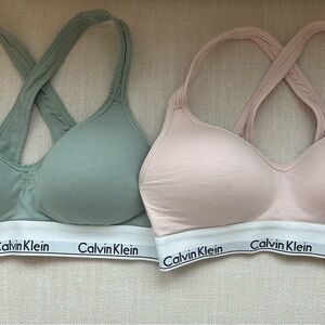 2 Calvin Klein Women's Bras - Pink and Green